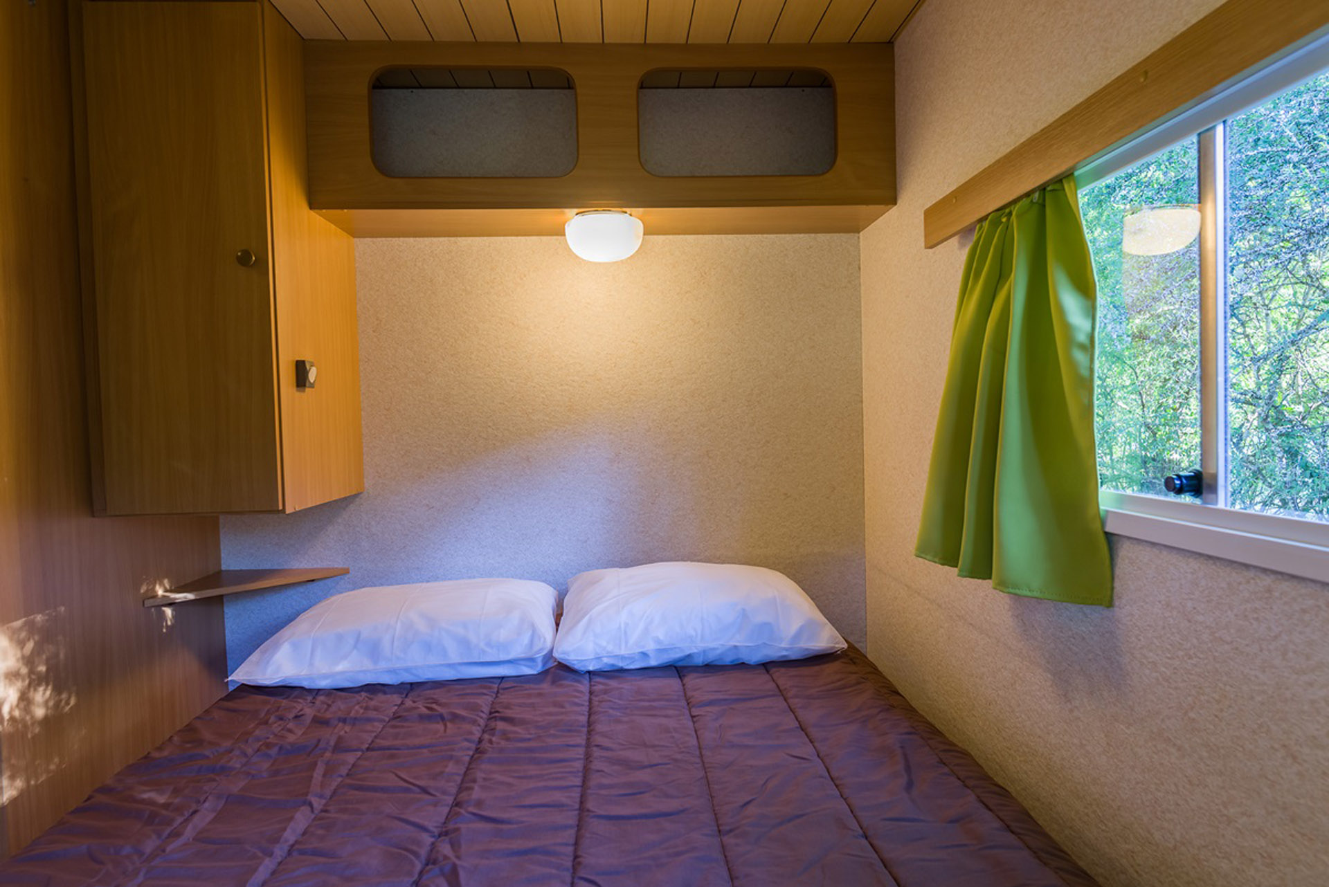 hebergement bungalow confort camping 3 etoiles letrel perigord noir 2