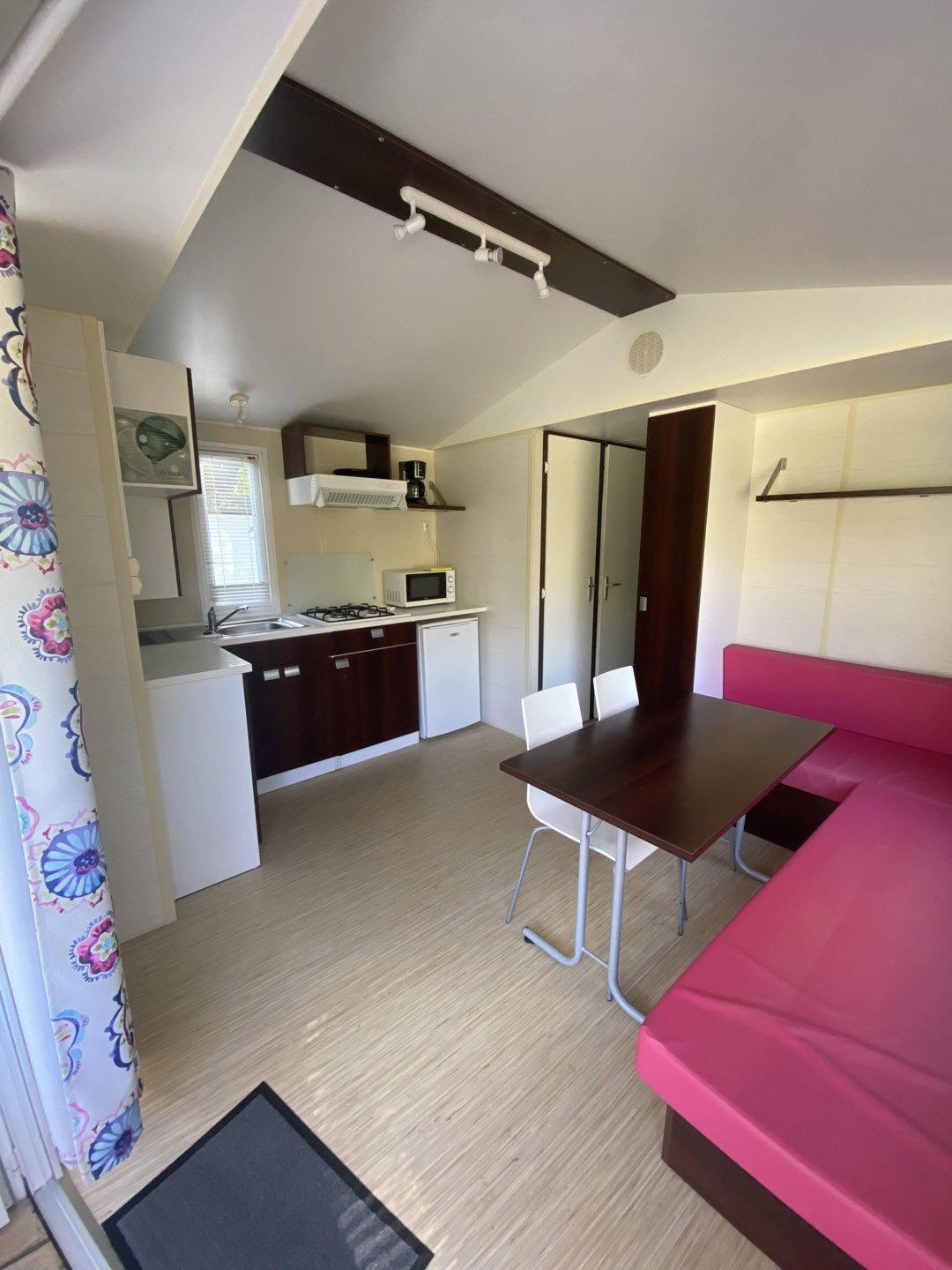 mobil home 6 personnes nature terrasse bois camping 3 etoiles letrel dordogne 10