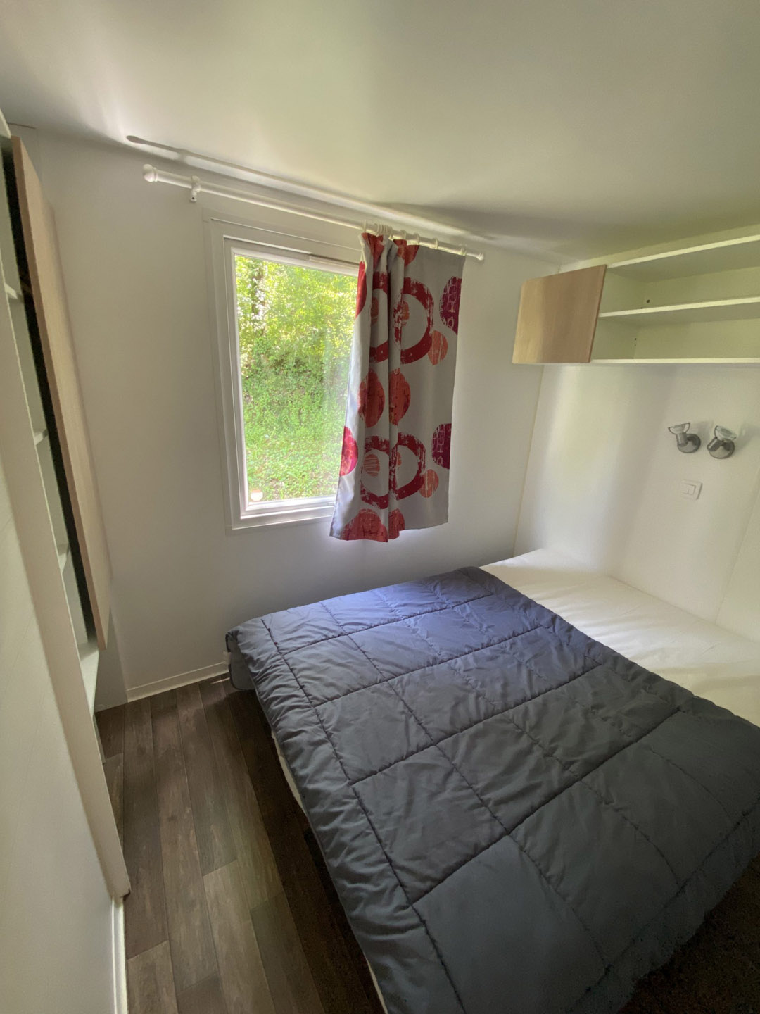 mobil home 6 personnes nature terrasse bois camping 3 etoiles letrel dordogne 5