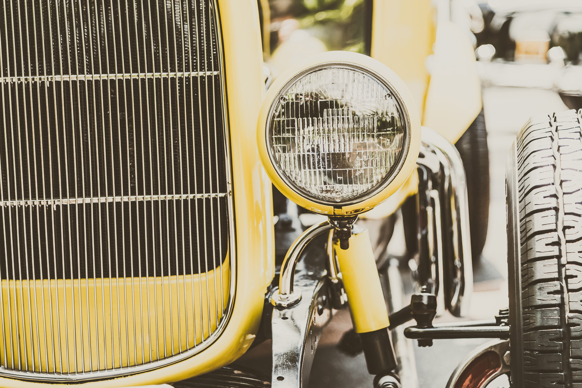 Headlight lamp of vintage classic car